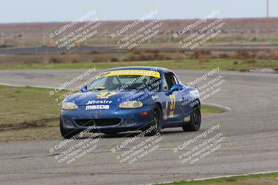 media/Jan-15-2023-CalClub SCCA (Sun) [[40bbac7715]]/Group 7/Qualifying (Sweeper)/